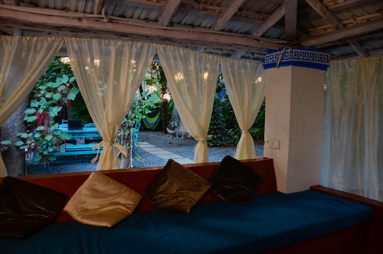 Woke Arpora Hostel Bagian luar foto